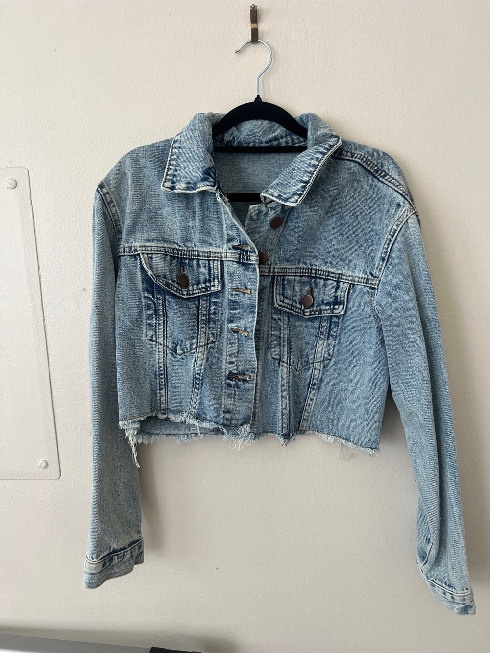 Light Wash Blue Denim Cropped Jean Jacket. Medium. Worn once.